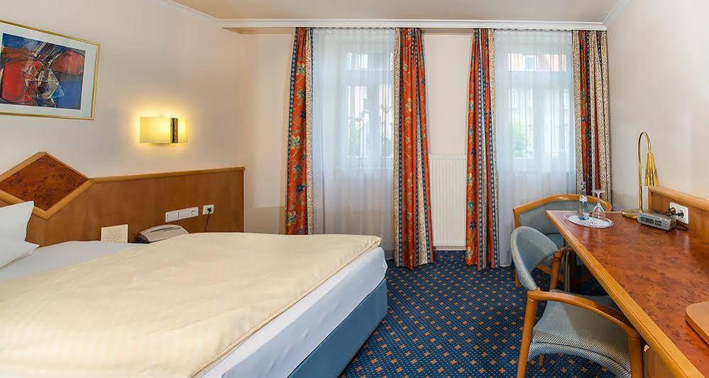 Hotel Wuerttemberger Hof Oehringen Luaran gambar